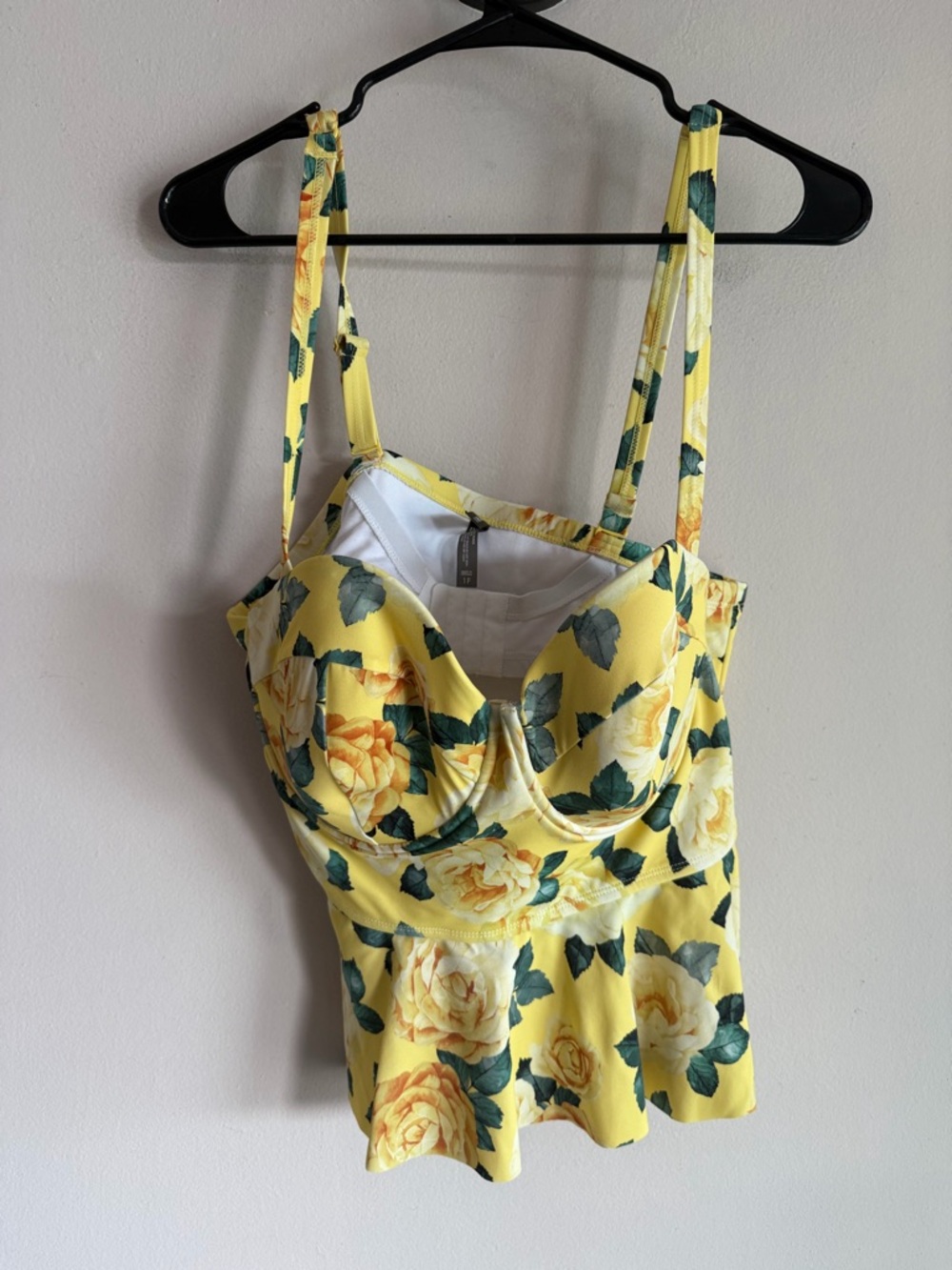 Torrid Yellow Floral Peplum Tankini Swim Top Underwire 1F Plus Size